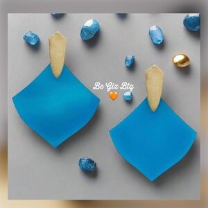 Authentic KENDRA SCOTT 🆑 Designer Merchandise-No Offers-PriceFirm